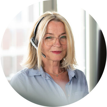 Mitarbeiterin, lösungsorientiert